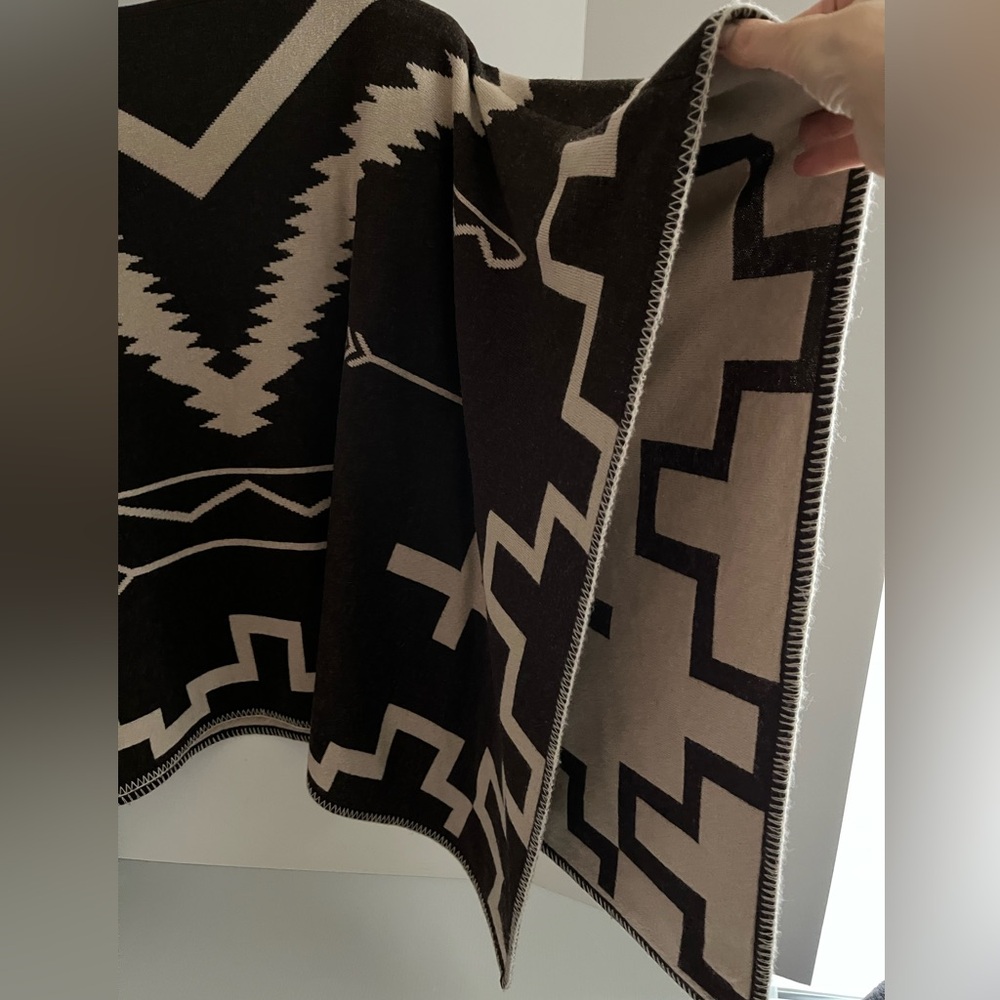 LRL Lambswool Blend Two-Ply Boiled Contrast Tribal Knit Poncho NWOT - Picture 5 of 15
